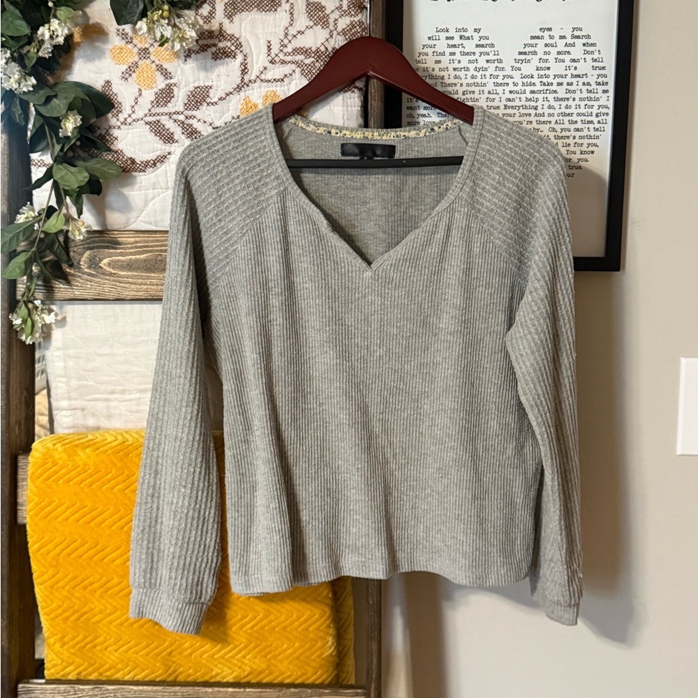 Gray Ribbed V-Neck Sweater